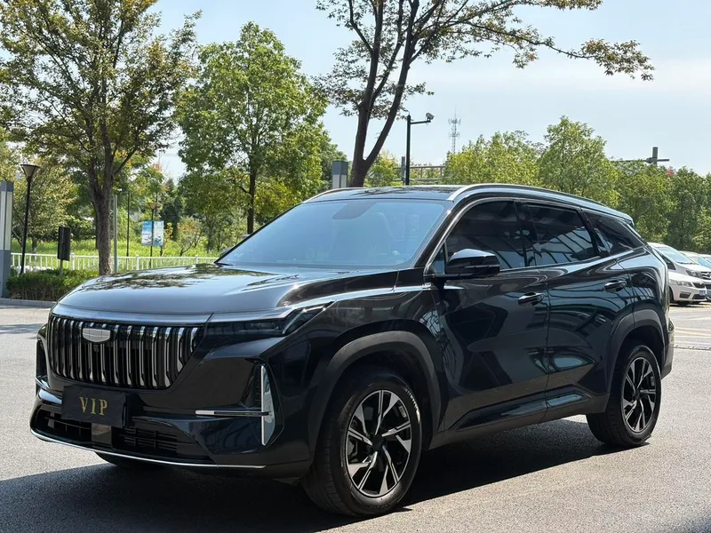 Geely Boyue L 2025 Cuarta generación 1.5TD DCT Salida exterior foto 1 Geely Boyue L 2025 Cuarta generación 1.5TD DCT Salida exterior foto 1