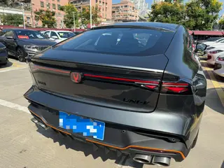 Changan UNI-V 2025 Third generation 2.0T Jin Qing type interior photo 13 Changan UNI-V 2025 Third generation 2.0T Jin Qing type interior photo 13