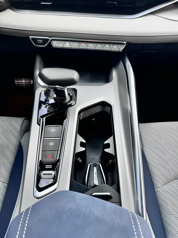 Geely Preface 2021 2.0T Acabado premium interior foto 9 Geely Preface 2021 2.0T Acabado premium interior foto 9