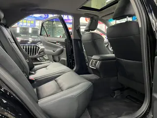 Toyota Crown 2018 2.0T Fashion Edition interior photo 8
