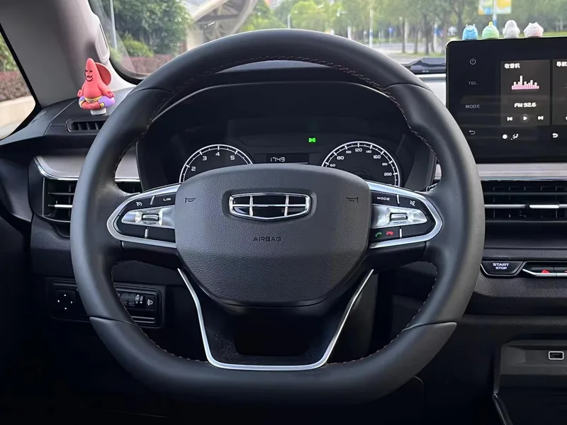 Geely Vision X3 2021 PRO 1.5L CVT Premium Trim interior photo 12 Geely Vision X3 2021 PRO 1.5L CVT Premium Trim interior photo 12