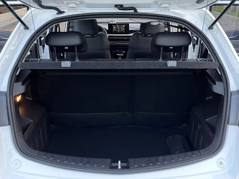 Geely Vision X3 2021 PRO 1.5L CVT Premium Trim interior photo 18 Geely Vision X3 2021 PRO 1.5L CVT Premium Trim interior photo 18