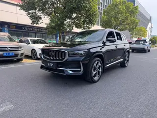 Geely Monjaro 2024 2.0TD DCT EVO Длинная версия с двумя приводами