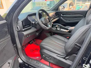 Geely Monjaro 2024 2.0TD DCT EVO Versión de dos ruedas motrices Longfeng exterior foto 5 Geely Monjaro 2024 2.0TD DCT EVO Versión de dos ruedas motrices Longfeng exterior foto 5