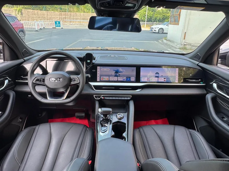 Geely Monjaro 2024 2.0TD DCT EVO Versión de dos ruedas motrices Longfeng interior foto 7 Geely Monjaro 2024 2.0TD DCT EVO Versión de dos ruedas motrices Longfeng interior foto 7