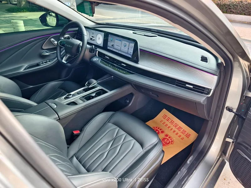 Chery Arrizo 8 2024 1.6TGDI DCT wisdom interior photo 6 Chery Arrizo 8 2024 1.6TGDI DCT wisdom interior photo 6