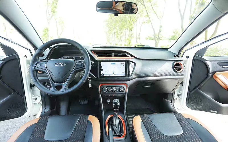 Chery Tiggo 3x 2017 1.5L Automatic Fashion Edition interior photo 8 Chery Tiggo 3x 2017 1.5L Automatic Fashion Edition interior photo 8