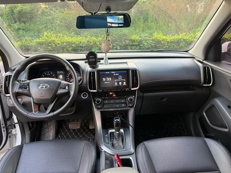 Hyundai ix35 2019 2.0L Automatic two-wheel drive Zhiyong Enjoyment Edition China V interior photo 6 Hyundai ix35 2019 2.0L Automatic two-wheel drive Zhiyong Enjoyment Edition China V interior photo 6