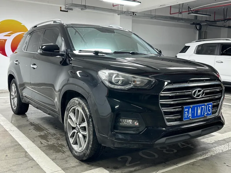 Hyundai ix35 2019 2.0L Automatic two-wheel drive Zhiyong Enjoyment Edition Country VI exterior photo 3