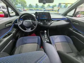 Toyota C-HR 2018 2.0L Leading Skylight Edition Country VI exterior photo 5