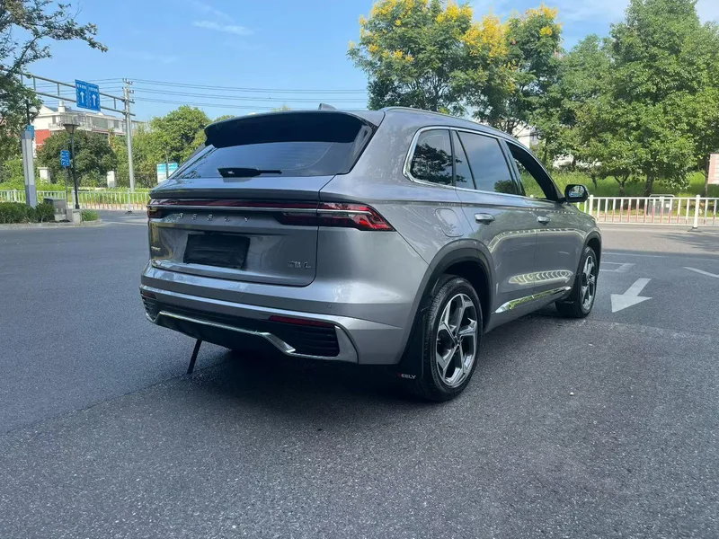 Geely Monjaro 2025 2.0TD Two-Drive Cloud Edition interior photo 7 Geely Monjaro 2025 2.0TD Two-Drive Cloud Edition interior photo 7