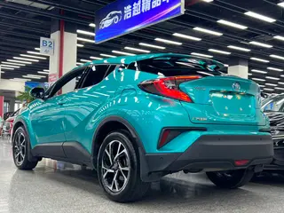 Toyota C-HR 2018 2.0L Luxury Edition Country VI interior photo 9