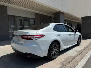 Toyota Camry 2021 2.5G Luxury Edition interior photo 8 Toyota Camry 2021 2.5G Luxury Edition interior photo 8