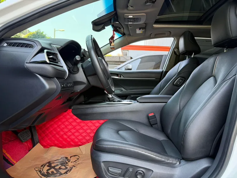 Toyota Camry 2021 2.5G Luxury Edition interior photo 9 Toyota Camry 2021 2.5G Luxury Edition interior photo 9