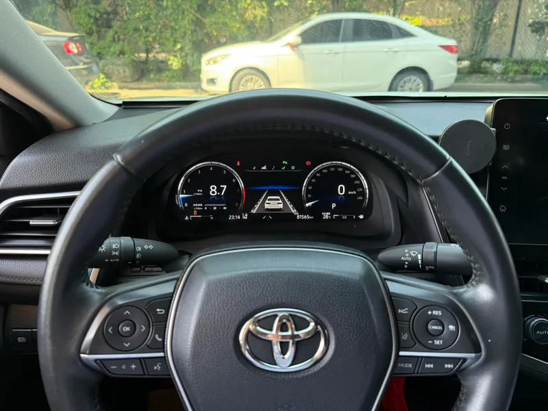 Toyota Camry 2021 2.5G Luxury Edition interior photo 14 Toyota Camry 2021 2.5G Luxury Edition interior photo 14