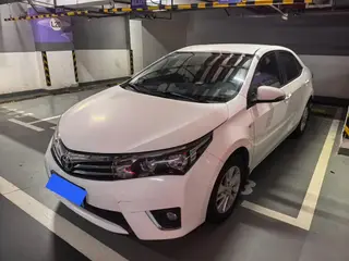 Toyota Corolla 2017 1.6L CVT GL exterior photo 2