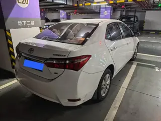 Toyota Corolla 2017 1.6L CVT GL interior photo 8