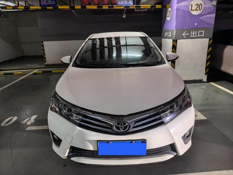 Toyota Corolla 2017 1.6L CVT GL interior photo 9