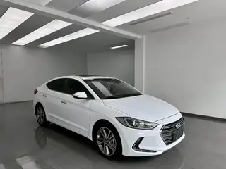 Hyundai Elantra Lingdong 2016 1.6L Inteligente automático De élite exterior foto 3 Hyundai Elantra Lingdong 2016 1.6L Inteligente automático De élite exterior foto 3