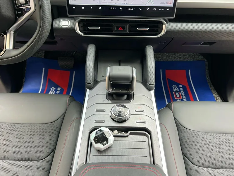 Jetour T2 2023 1.5TD Dos tracciones Discover PRO interior foto 17 Jetour T2 2023 1.5TD Dos tracciones Discover PRO interior foto 17