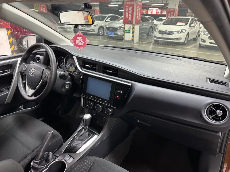 Toyota Levin 2017 1.2T G CVT Elite Edition interior photo 8 Toyota Levin 2017 1.2T G CVT Elite Edition interior photo 8