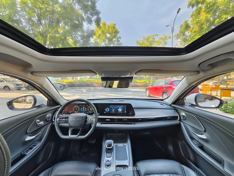 Chery Arrizo 8 2022 1.6TGDI DCT Elegance interior photo 6 Chery Arrizo 8 2022 1.6TGDI DCT Elegance interior photo 6
