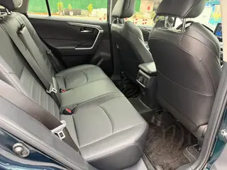 Toyota Wildlander 2020 2.0L Versión de lujo de tracción en dos ruedas interior foto 14 Toyota Wildlander 2020 2.0L Versión de lujo de tracción en dos ruedas interior foto 14