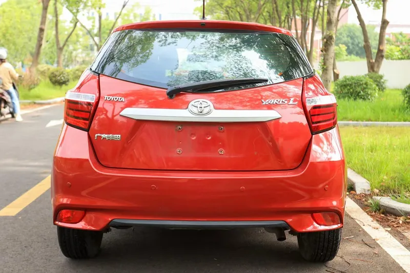 Toyota Yaris L 2016 Restyling 1.5E CVT Meilung Edition exterior photo 5 Toyota Yaris L 2016 Restyling 1.5E CVT Meilung Edition exterior photo 5