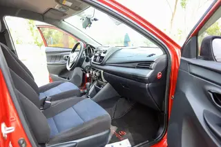 Toyota Yaris L 2016 Restyling 1.5E CVT Meilung Edition interior photo 6 Toyota Yaris L 2016 Restyling 1.5E CVT Meilung Edition interior photo 6