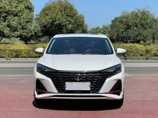 Changan Eado 2023 PLUS Versión de disfrute Ballena azul NE 1.4T GDI DCT Acabado premium exterior foto 3 Changan Eado 2023 PLUS Versión de disfrute Ballena azul NE 1.4T GDI DCT Acabado premium exterior foto 3
