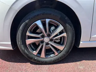 Changan Eado 2023 PLUS Versión de disfrute Ballena azul NE 1.4T GDI DCT Acabado premium exterior foto 10 Changan Eado 2023 PLUS Versión de disfrute Ballena azul NE 1.4T GDI DCT Acabado premium exterior foto 10