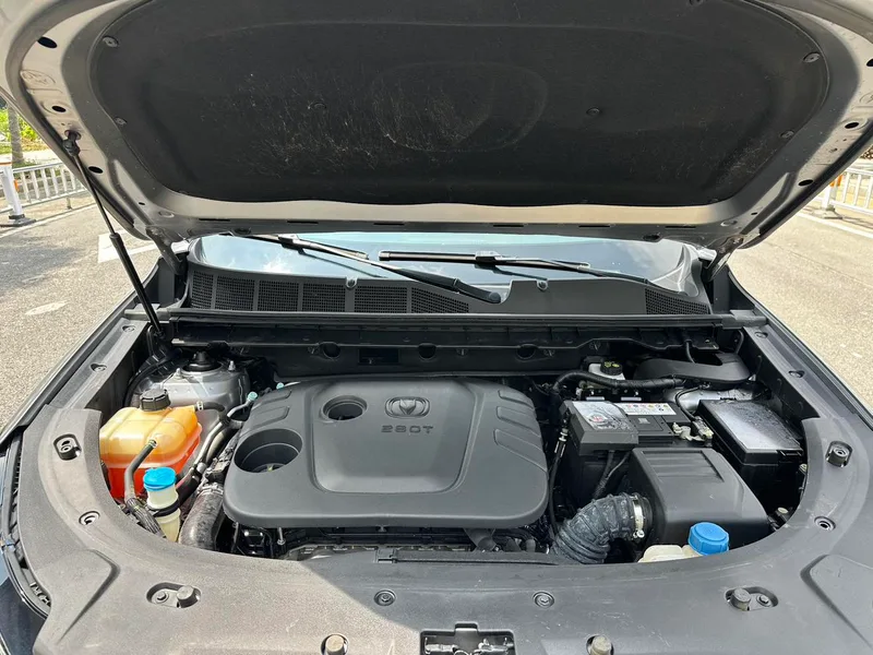Changan CS85 COUPE 2021 1.5T DCT Luxury type interior photo 10 Changan CS85 COUPE 2021 1.5T DCT Luxury type interior photo 10