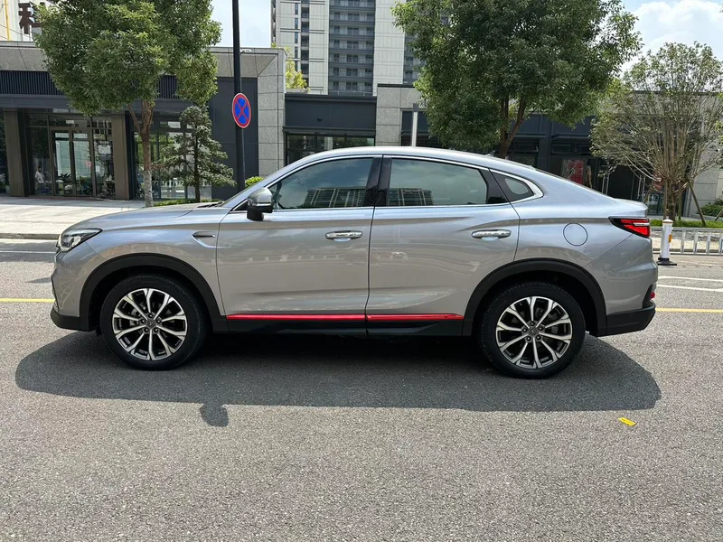 Changan CS85 COUPE 2021 1.5T DCT Luxury type interior photo 12 Changan CS85 COUPE 2021 1.5T DCT Luxury type interior photo 12