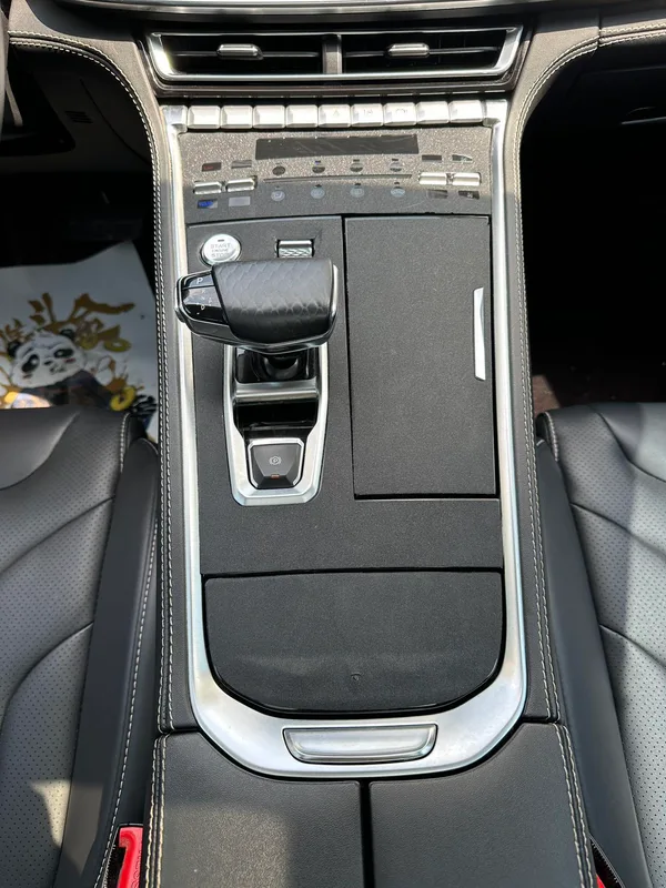 Changan CS85 COUPE 2021 1.5T DCT Luxury type interior photo 15 Changan CS85 COUPE 2021 1.5T DCT Luxury type interior photo 15