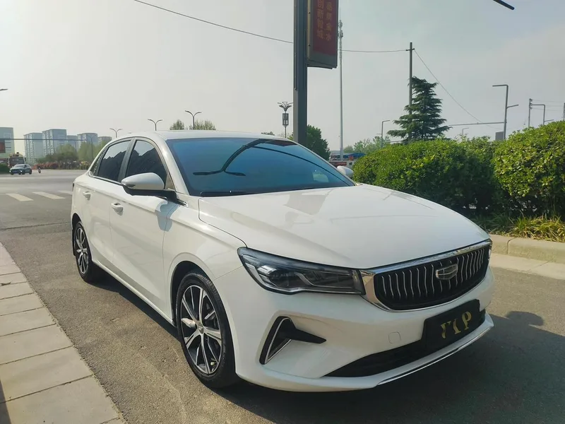 Geely Emgrand 2022 4th Gen 1.5L CVT Premium Trim exterior photo 3