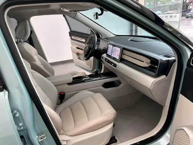 Geely ICON 2023 1.5TD Chocolate Alcoholic Edition exterior photo 4