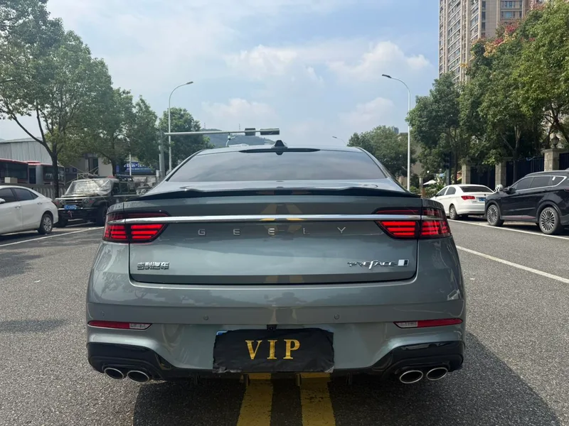 Geely Preface 2026 2.0T Восточный Яо Wangwang версия экстерьер фото 6 Geely Preface 2026 2.0T Восточный Яо Wangwang версия экстерьер фото 6