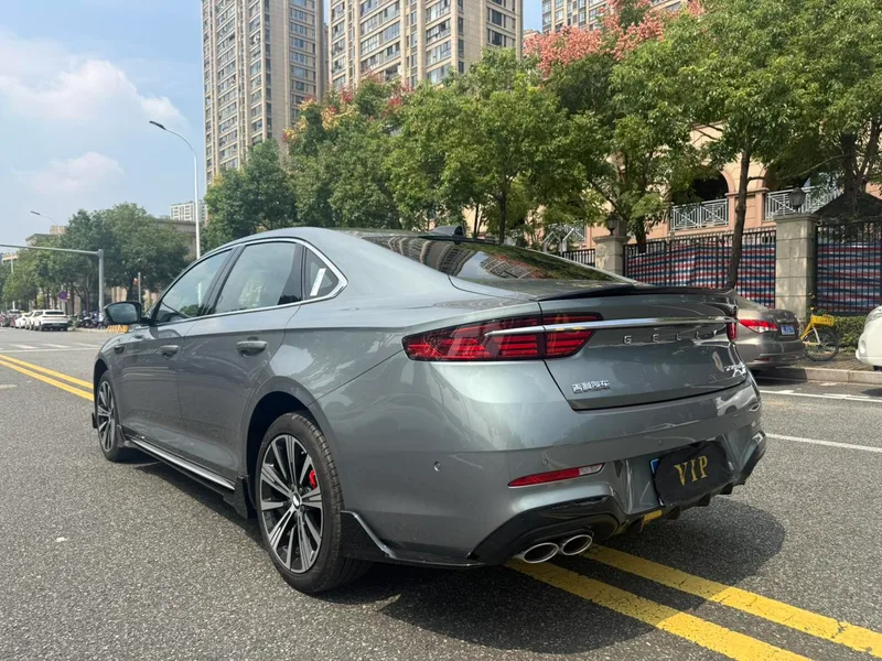 Geely Preface 2026 2.0T Восточный Яо Wangwang версия экстерьер фото 7 Geely Preface 2026 2.0T Восточный Яо Wangwang версия экстерьер фото 7