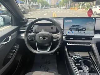 Geely Preface 2026 2.0T Восточный Яо Wangwang версия интерьер фото 15 Geely Preface 2026 2.0T Восточный Яо Wangwang версия интерьер фото 15