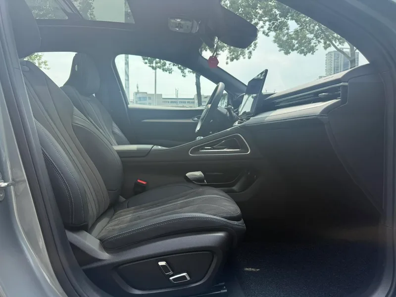 Geely Preface 2026 2.0T Восточный Яо Wangwang версия интерьер фото 20 Geely Preface 2026 2.0T Восточный Яо Wangwang версия интерьер фото 20