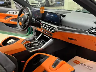 BMW M4 2023 M4 Coupe Thunder Edition interior photo 10 BMW M4 2023 M4 Coupe Thunder Edition interior photo 10