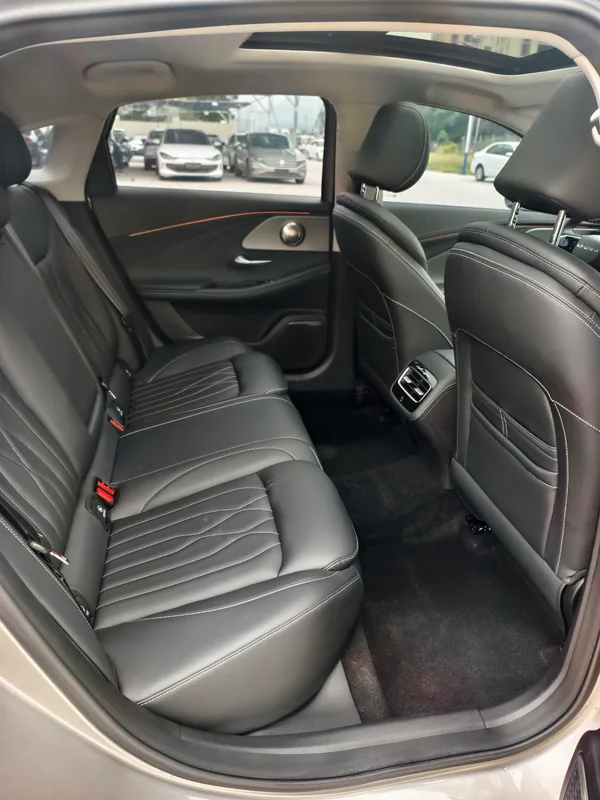 Chery Arrizo 8 2024 1.6TGDI DCT Sabiduría exterior foto 9 Chery Arrizo 8 2024 1.6TGDI DCT Sabiduría exterior foto 9