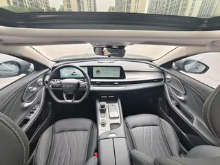 Chery Arrizo 8 2024 1.6TGDI DCT Sabiduría interior foto 13 Chery Arrizo 8 2024 1.6TGDI DCT Sabiduría interior foto 13