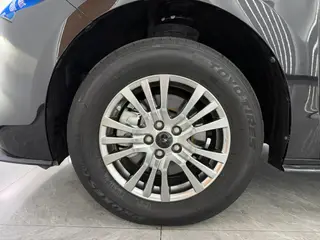 Toyota Sienna 2021 2.5L Hybrid Luxury Edition exterior photo 9 Toyota Sienna 2021 2.5L Hybrid Luxury Edition exterior photo 9