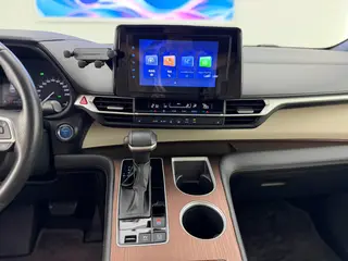 Toyota Sienna 2021 2.5L Hybrid Luxury Edition interior photo 19 Toyota Sienna 2021 2.5L Hybrid Luxury Edition interior photo 19