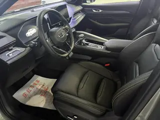 Geely Preface 2023 1.5T Куньлунь-версия экстерьер фото 4 Geely Preface 2023 1.5T Куньлунь-версия экстерьер фото 4