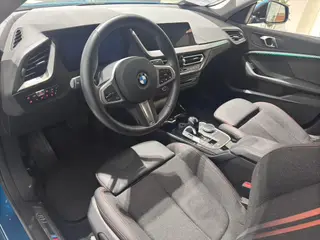 BMW 2 Series 2023 225i Four-door coupe M Sports suit interior photo 8 BMW 2 Series 2023 225i Four-door coupe M Sports suit interior photo 8