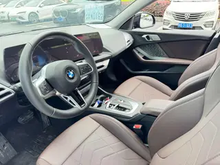 BMW 2 Series 2025 225L M Sports suit exterior photo 7 BMW 2 Series 2025 225L M Sports suit exterior photo 7
