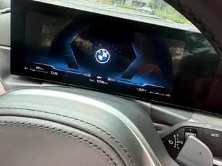 BMW 4 Series 2023 430i Convertible M Sports Night Suit interior photo 13 BMW 4 Series 2023 430i Convertible M Sports Night Suit interior photo 13