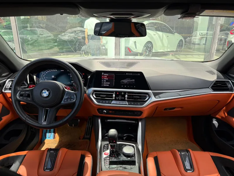 BMW M4 2022 M4 Convertible Coupe M xDrive Thunder Edition interior photo 13 BMW M4 2022 M4 Convertible Coupe M xDrive Thunder Edition interior photo 13